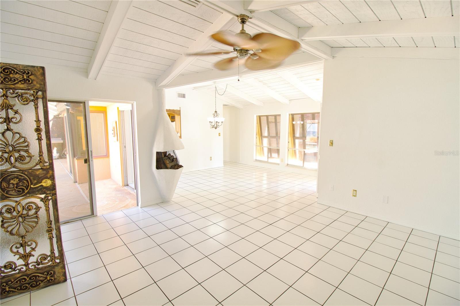 5029 Maui Cir Property Photo 8