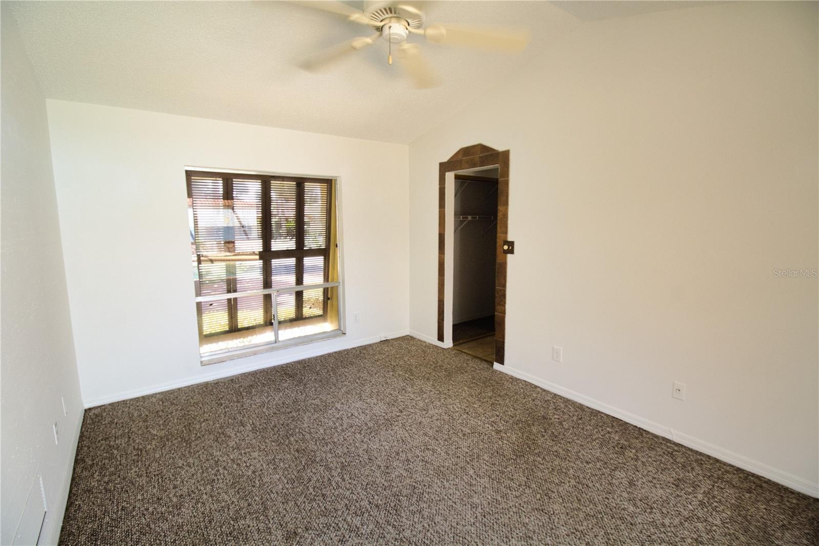 5029 Maui Cir Property Photo 11