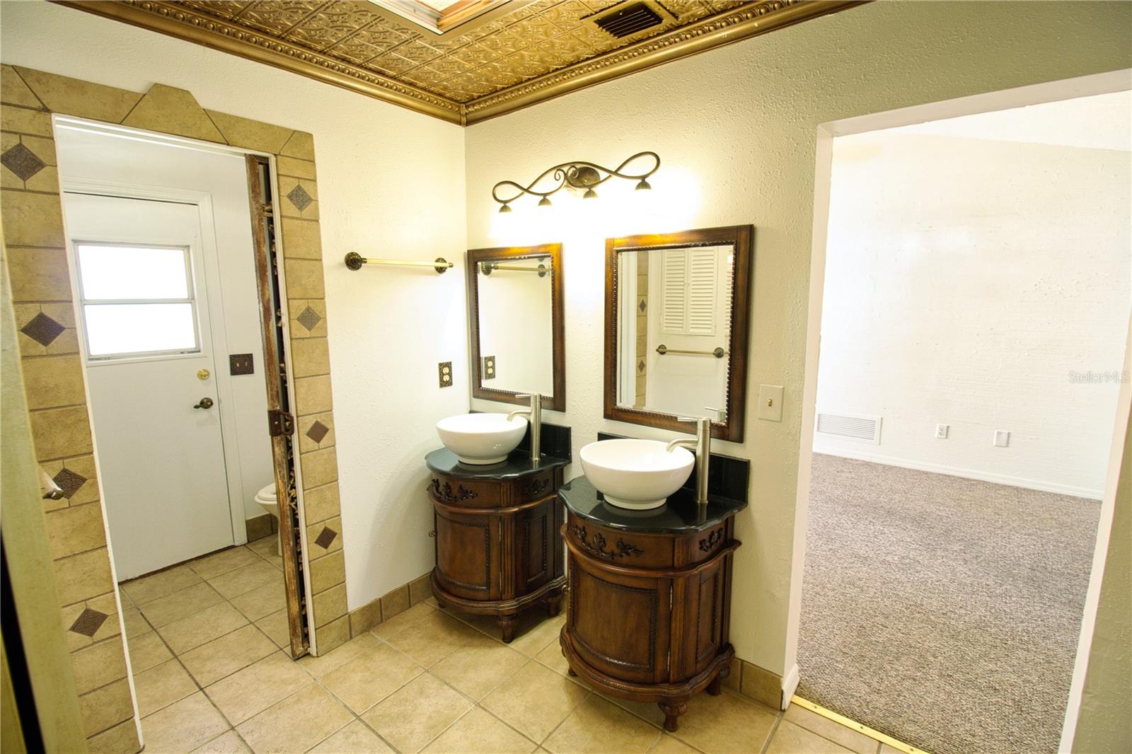 5029 Maui Cir Property Photo 15