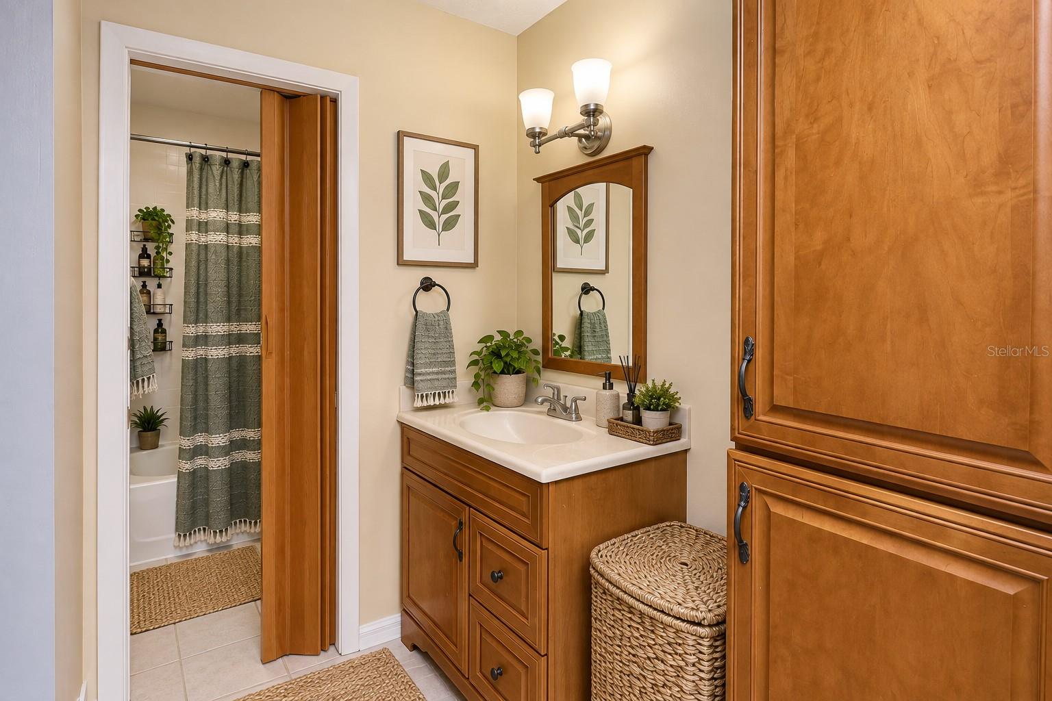 4386 Lake Underhill Rd #20c7 Property Photo 21