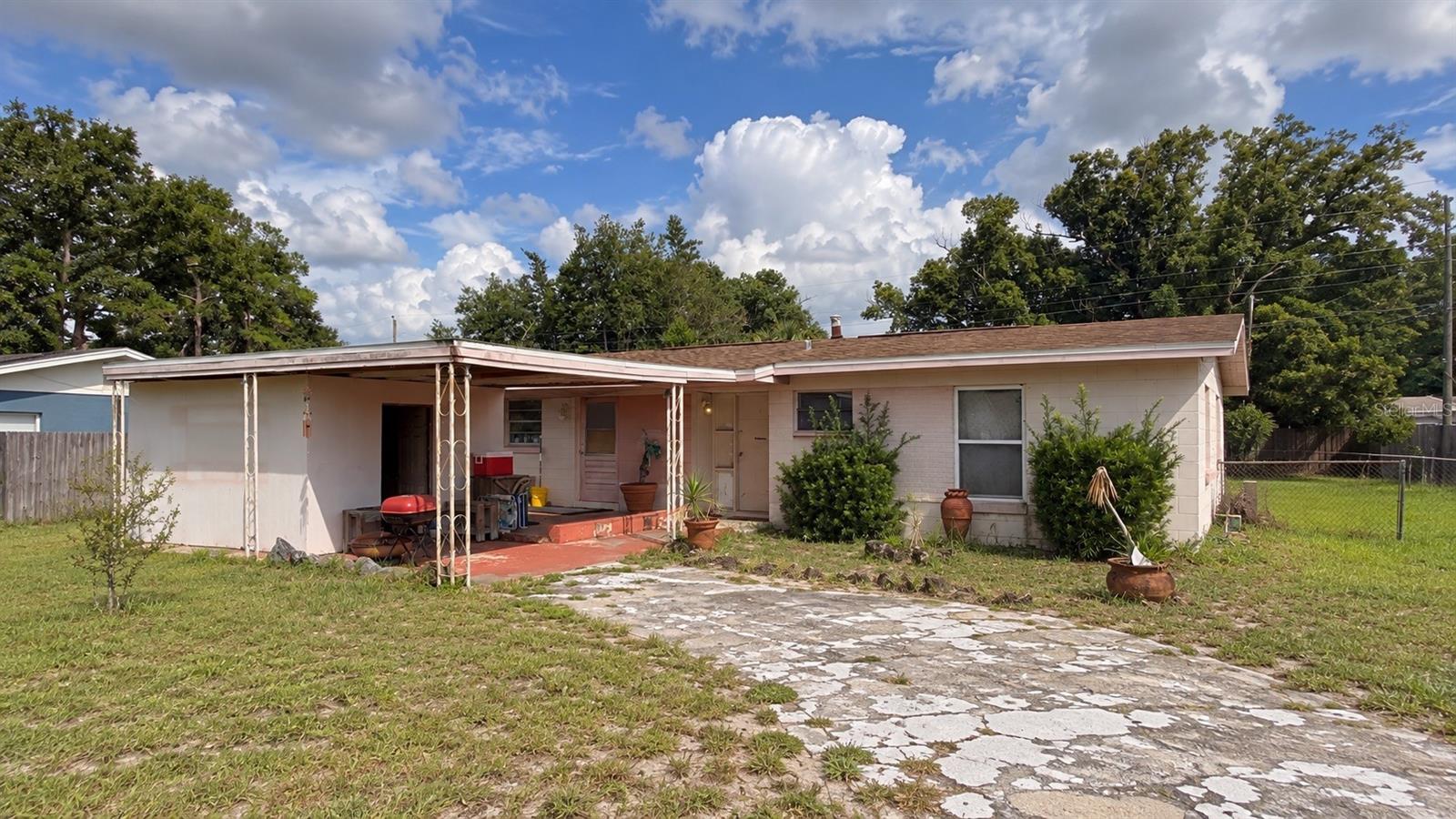 141 N EDGEMON AVE Property Photo 1