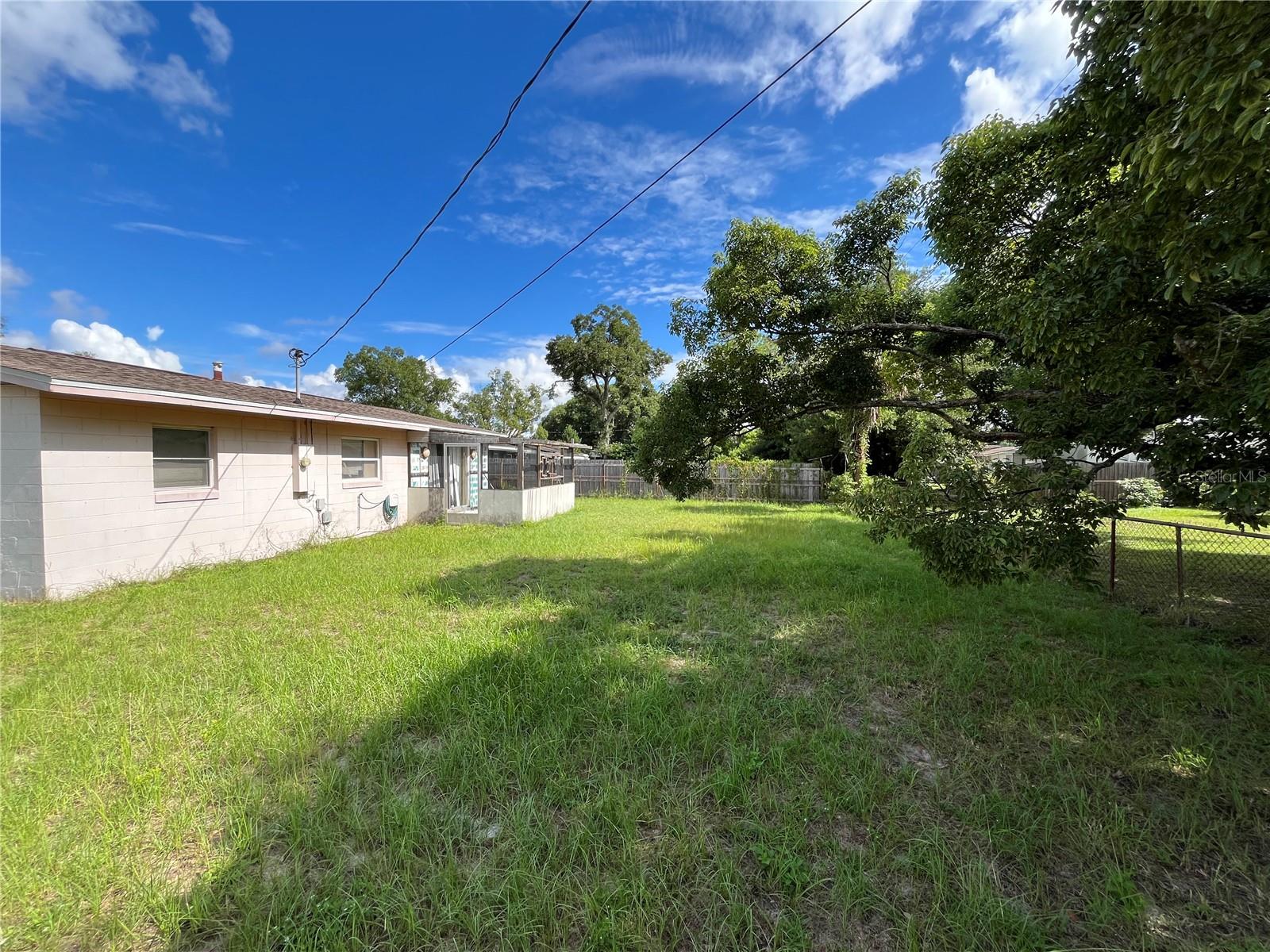 141 N Edgemon Ave Property Photo 11