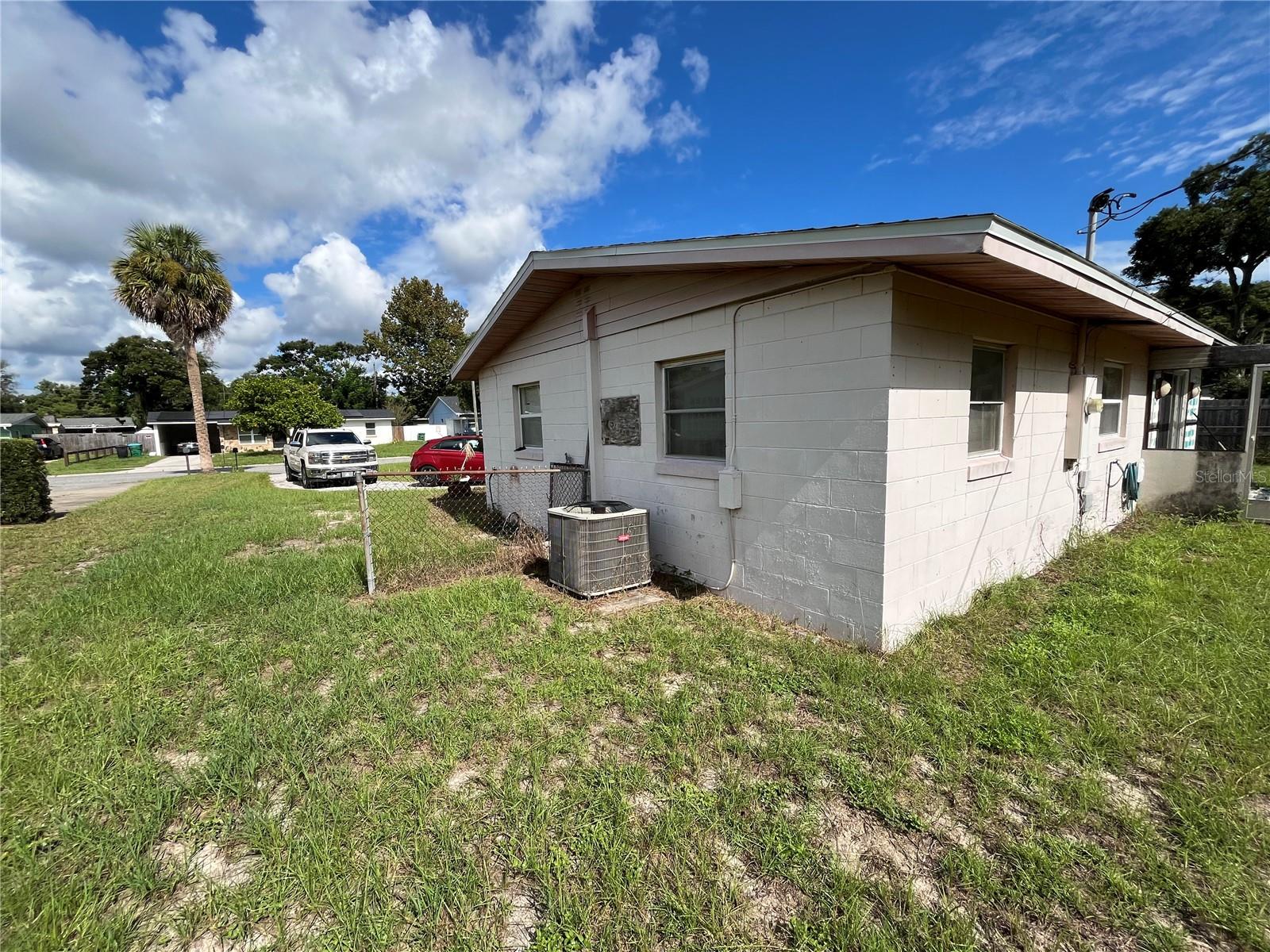 141 N Edgemon Ave Property Photo 12
