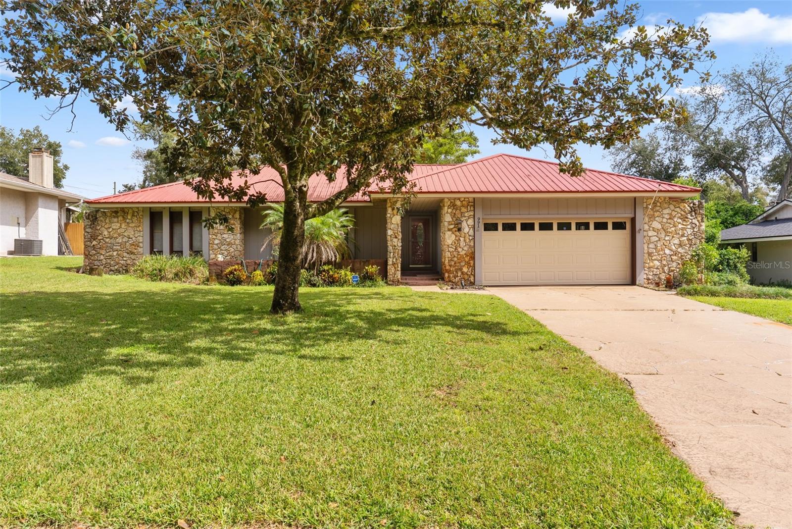 991 Rolling Oaks Cv Property Photo