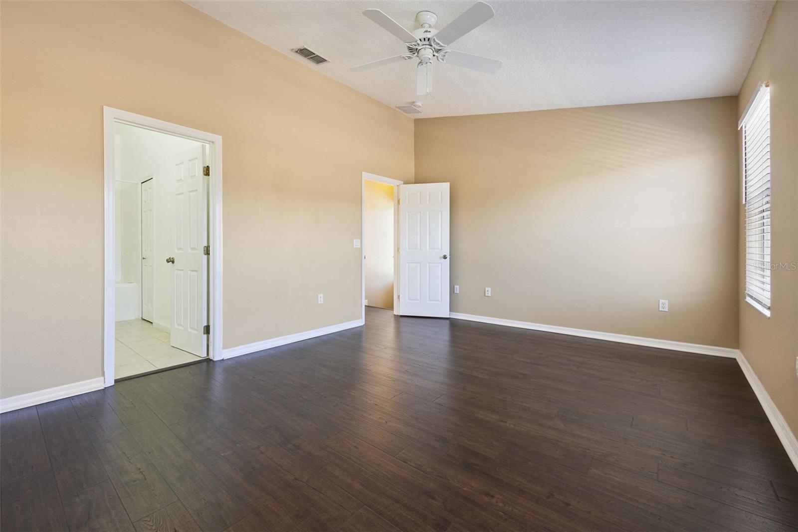 8634 Danforth Dr Property Photo 17