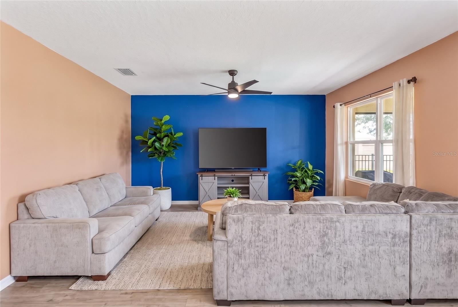 339 Lazio Cir Property Photo 4