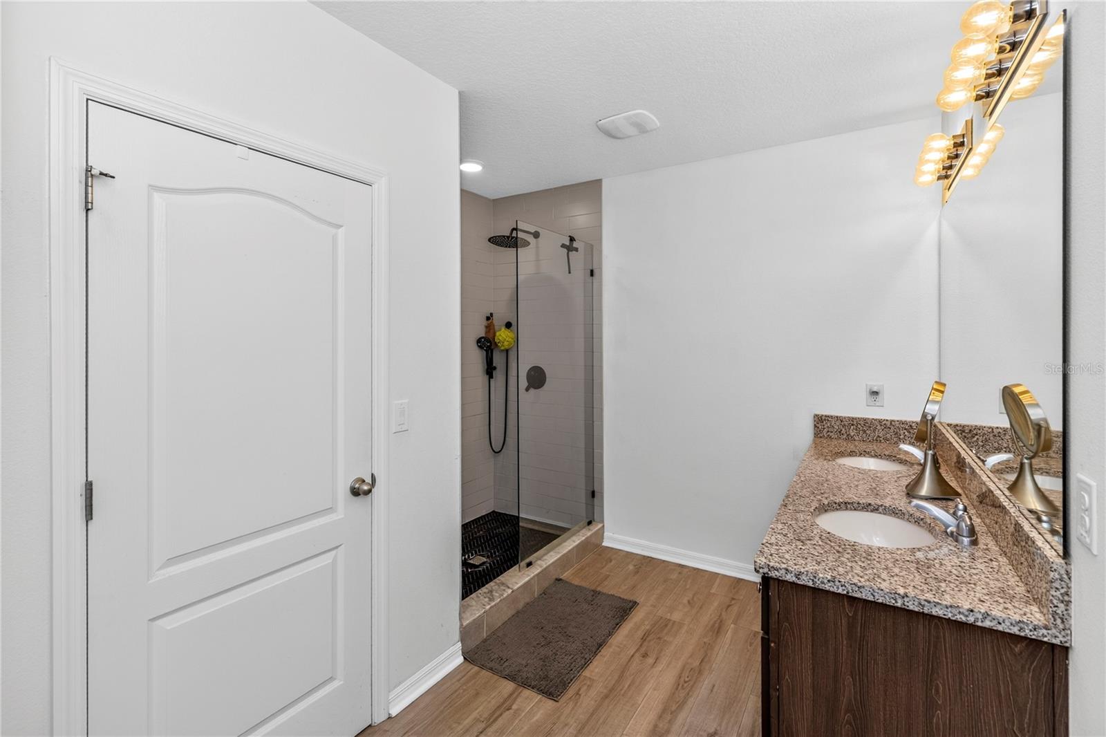 339 Lazio Cir Property Photo 17