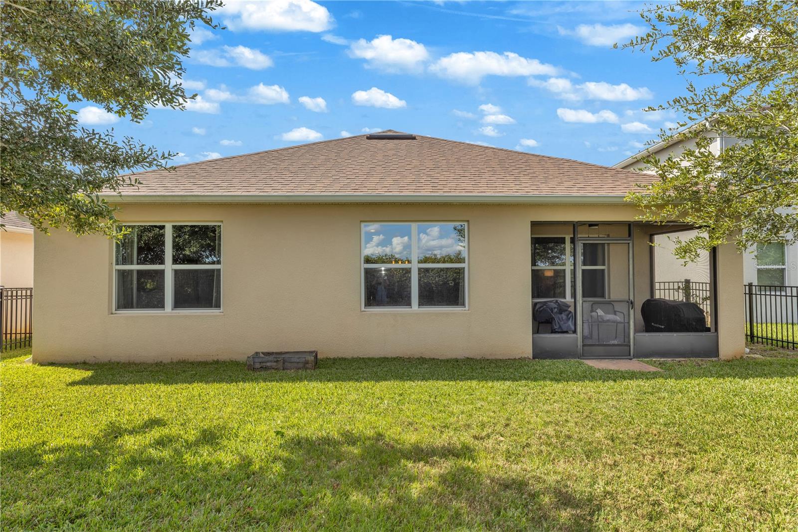 339 Lazio Cir Property Photo 22