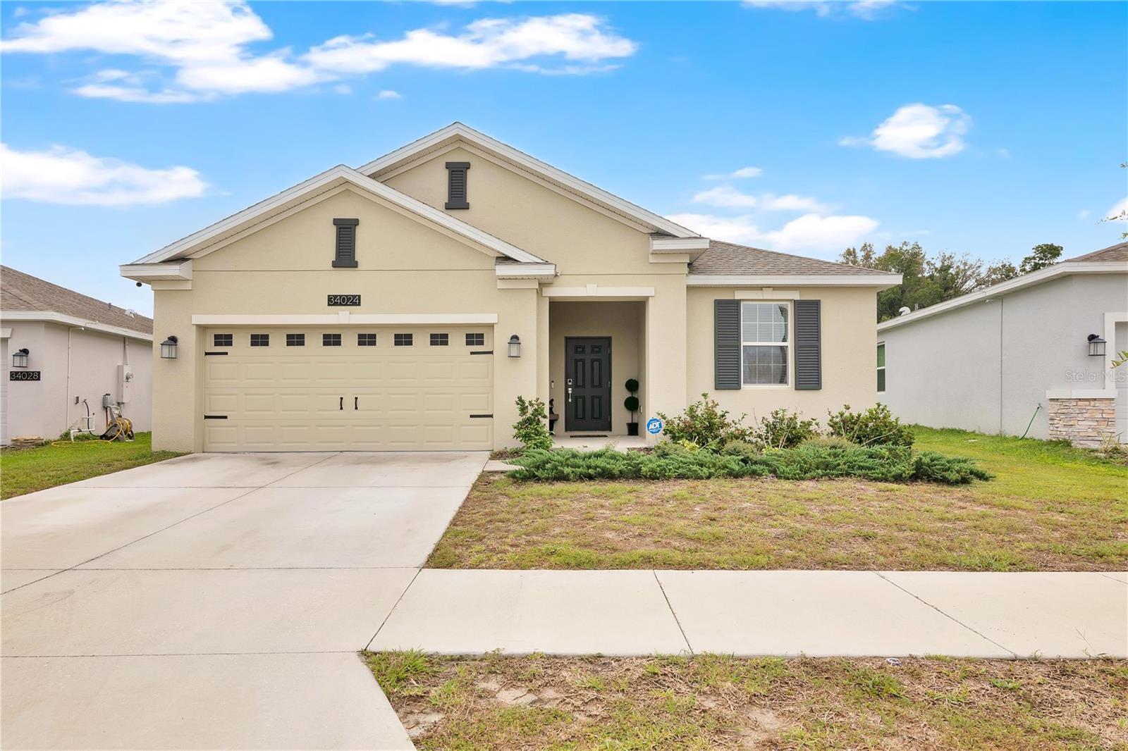 34024 Sky Blossom Cir Property Photo 1
