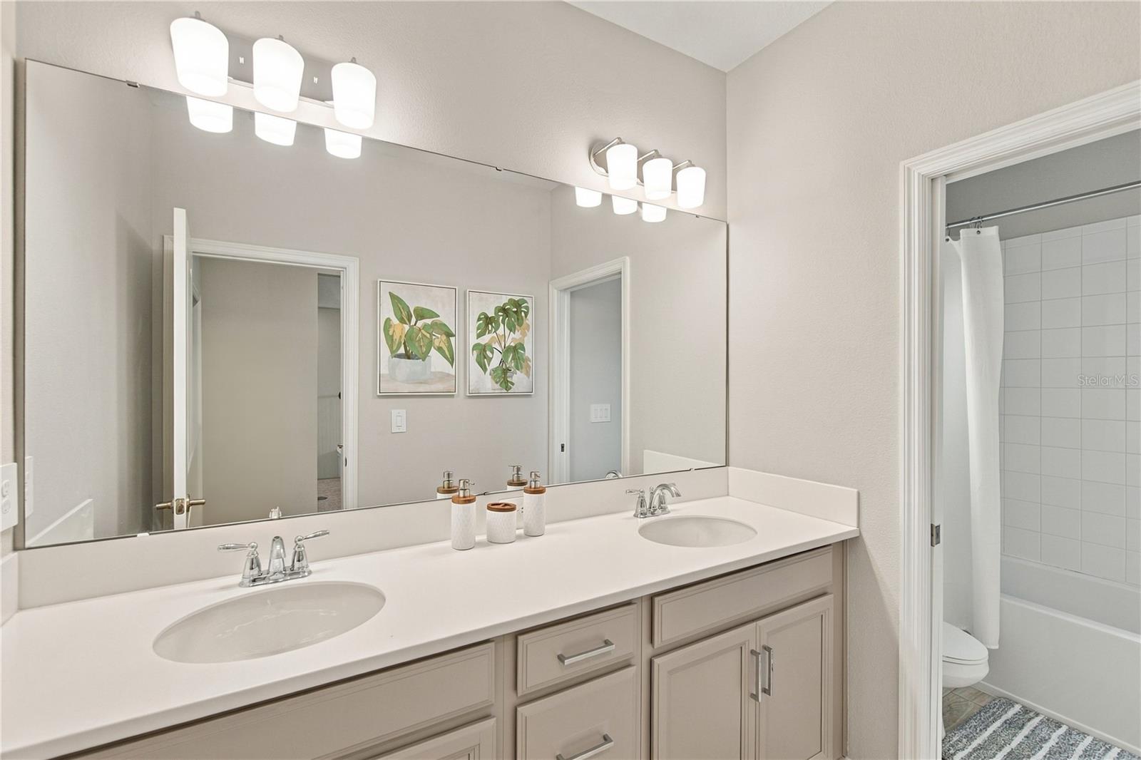 2155 Timber Creek Ln Property Photo 29