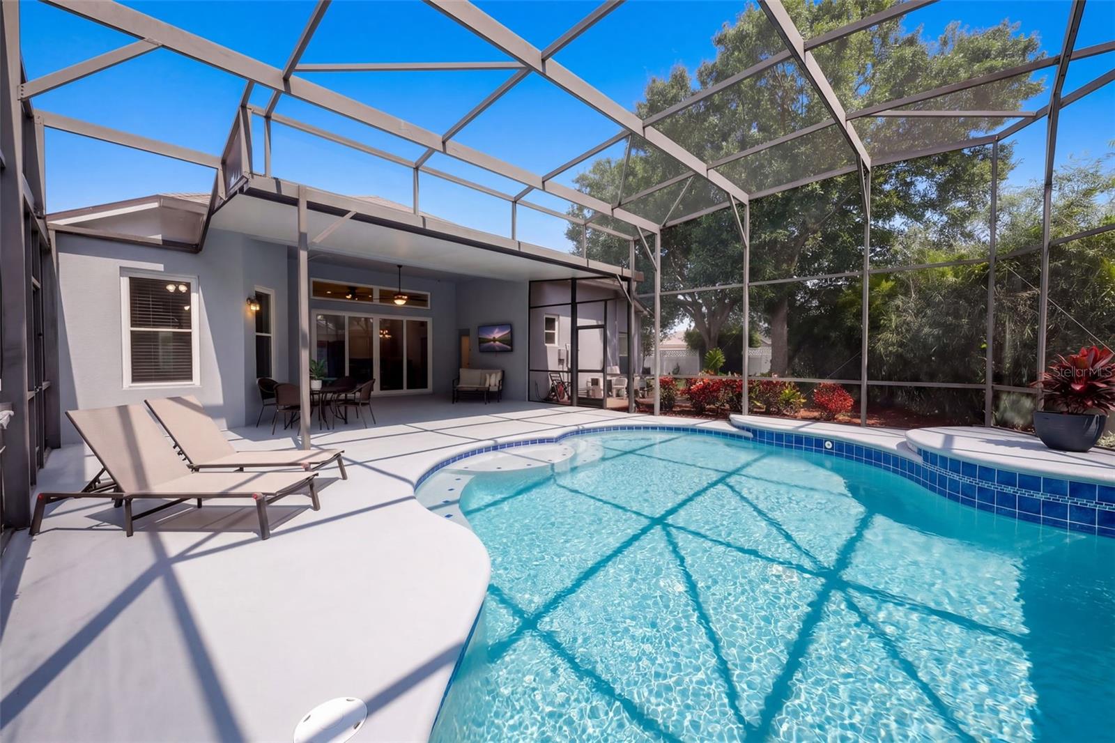 844 Golden Pond Ct Property Photo 26