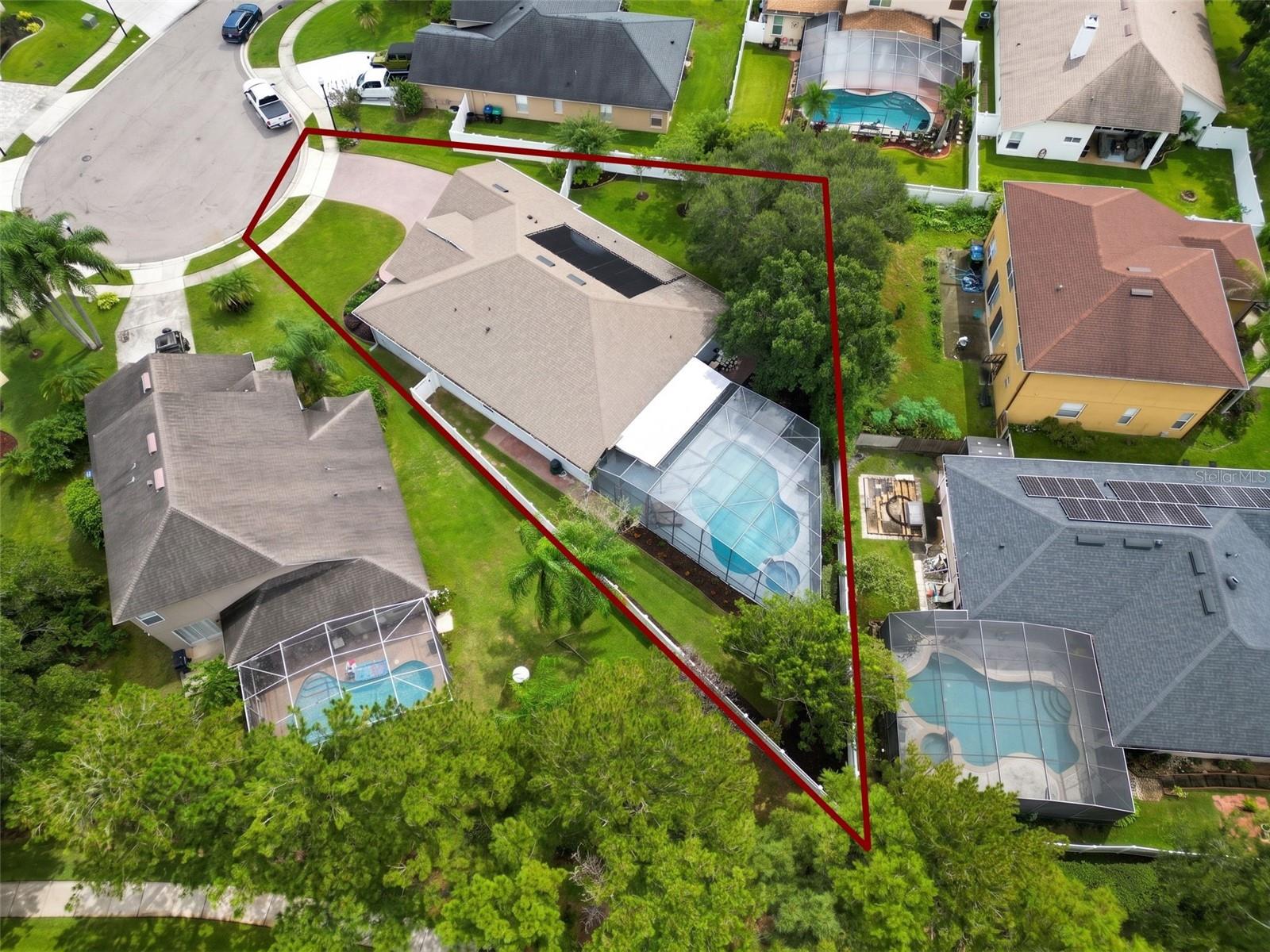 844 Golden Pond Ct Property Photo 38