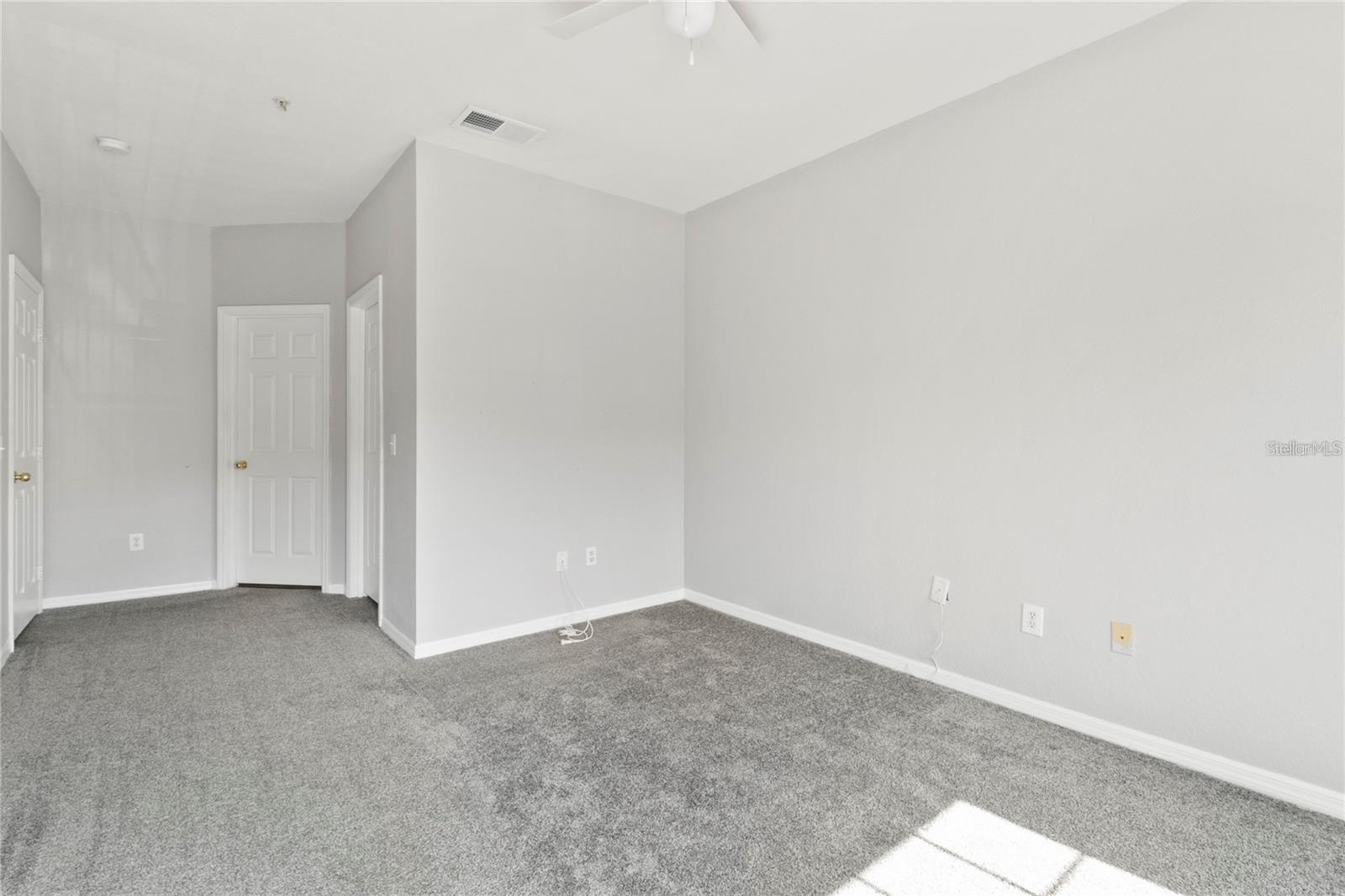 3701 Conroy Rd #1823 Property Photo 11