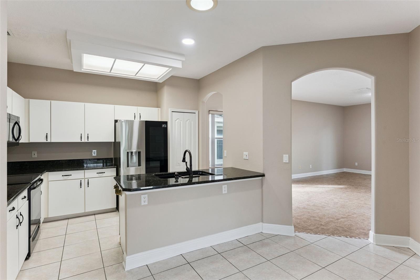 4242 Newland St Property Photo 9