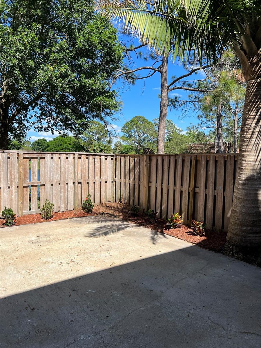 5305 Bamboo Ct #515 Property Photo 6