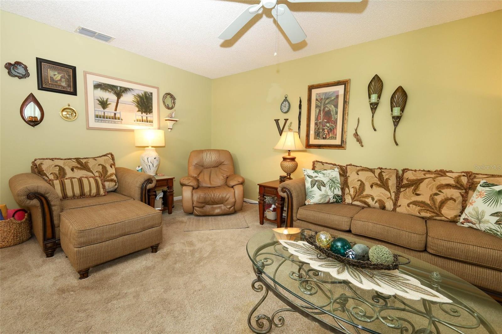 106 Poplar Pl Property Photo 12