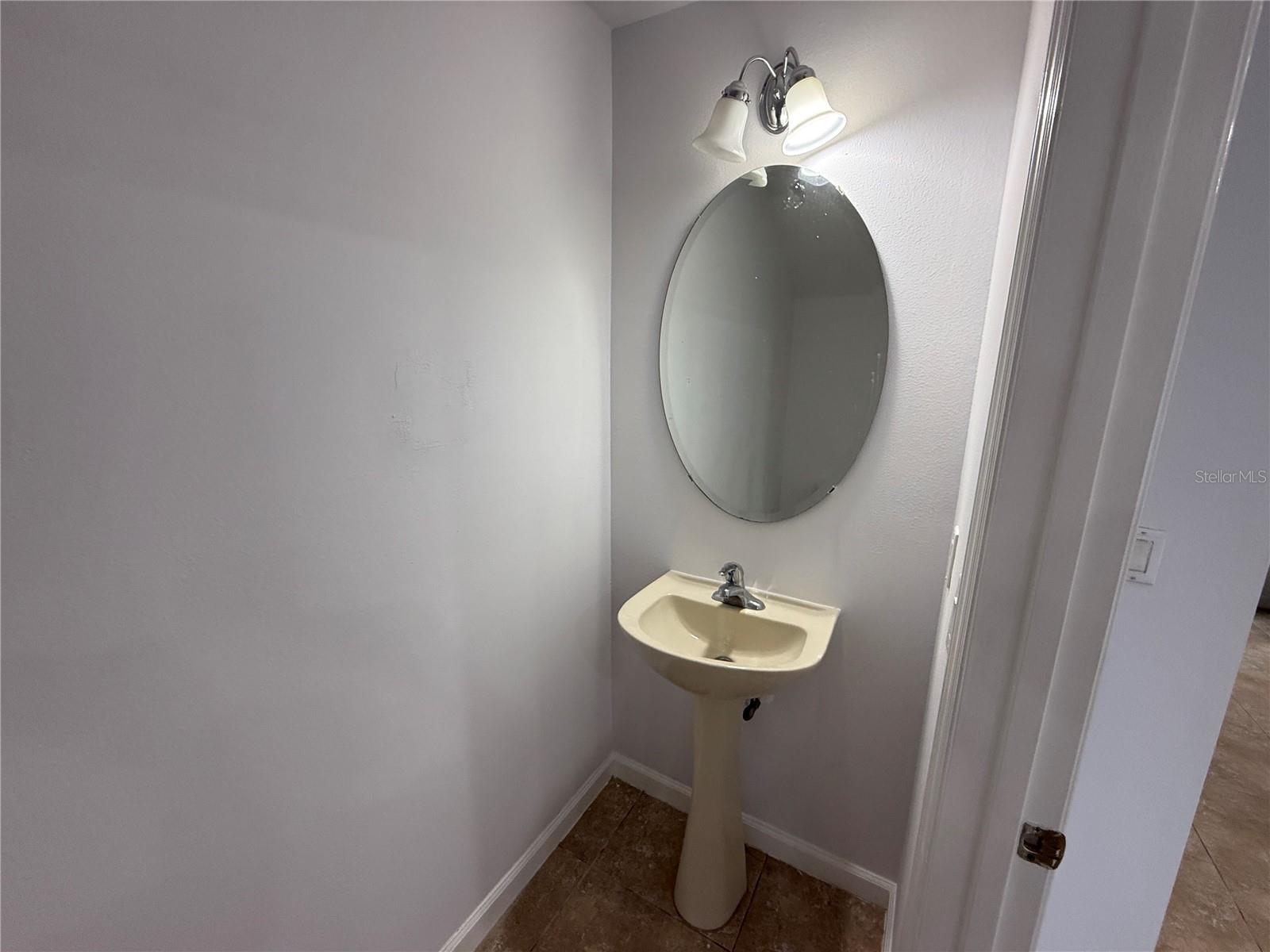 16711 Cedar Crest Dr Property Photo 12