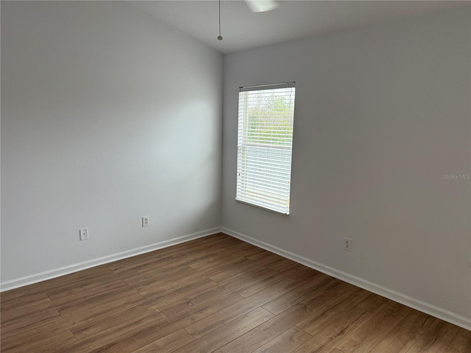 16711 Cedar Crest Dr Property Photo 18