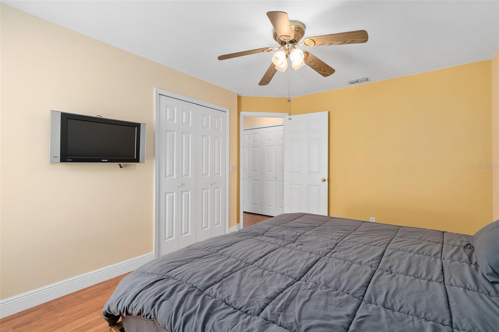 13715 Bluewater Cir Property Photo 22