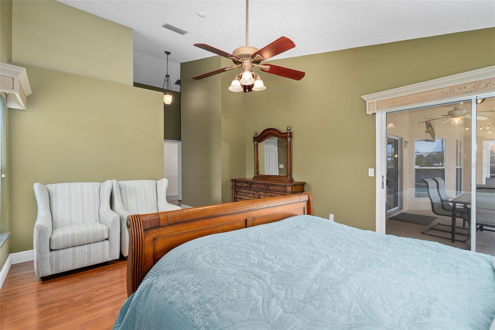 13715 Bluewater Cir Property Photo 31