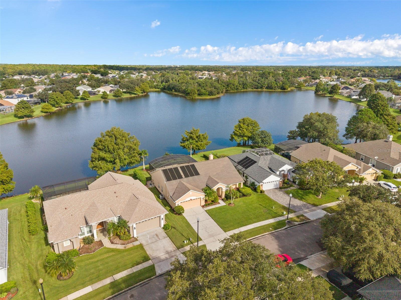 13715 Bluewater Cir Property Photo 40