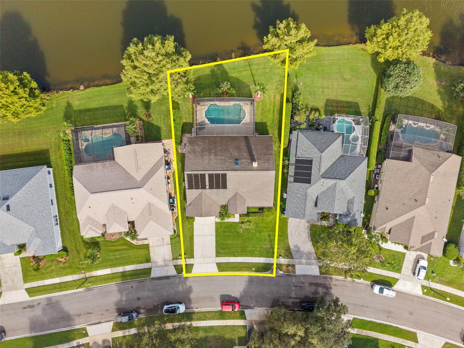 13715 Bluewater Cir Property Photo 41