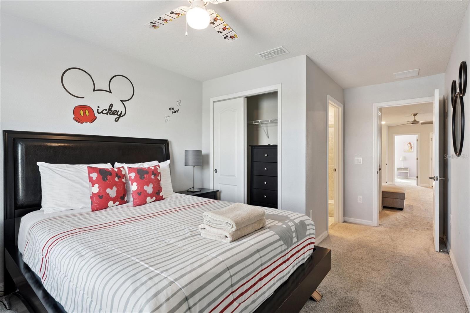 7163 Oakmoss Loop Property Photo 8
