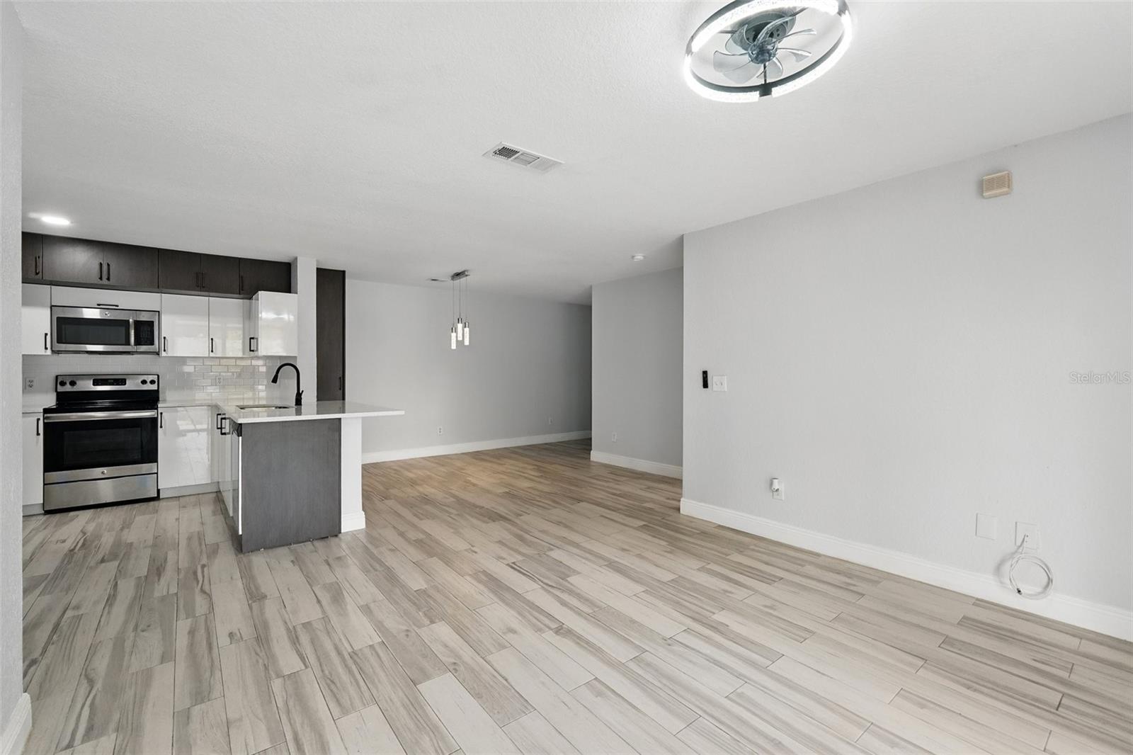 7524 Seurat St #12105 Property Photo 11