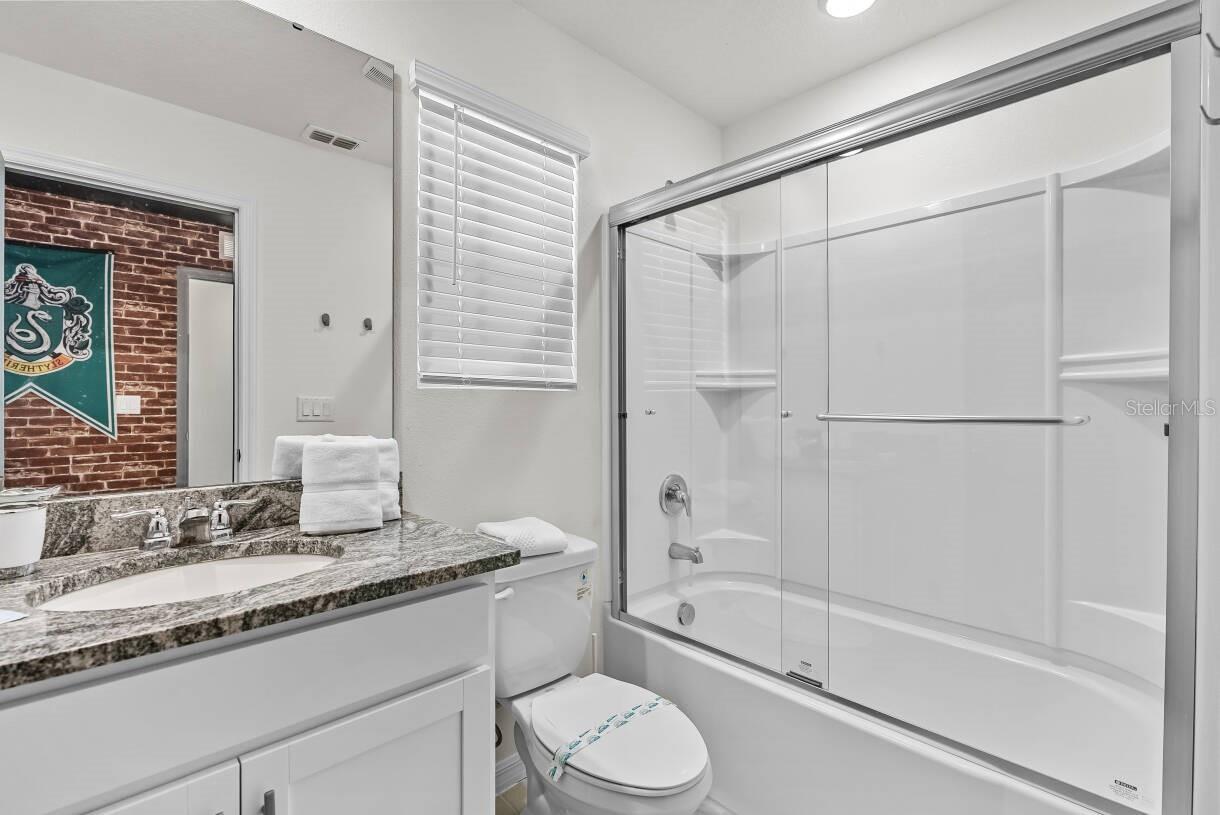 8923 Coconut Breeze Dr Property Photo 42
