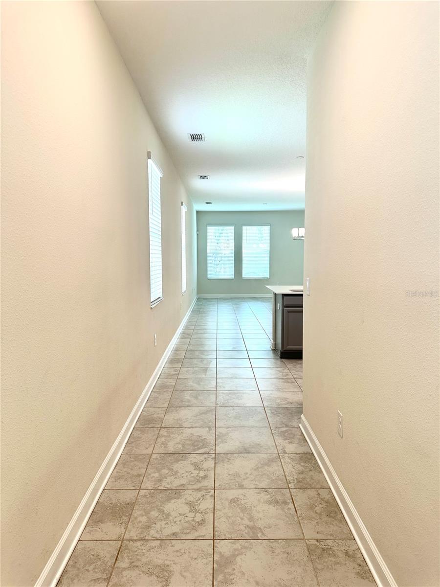 15204 Chapter Way Property Photo 3