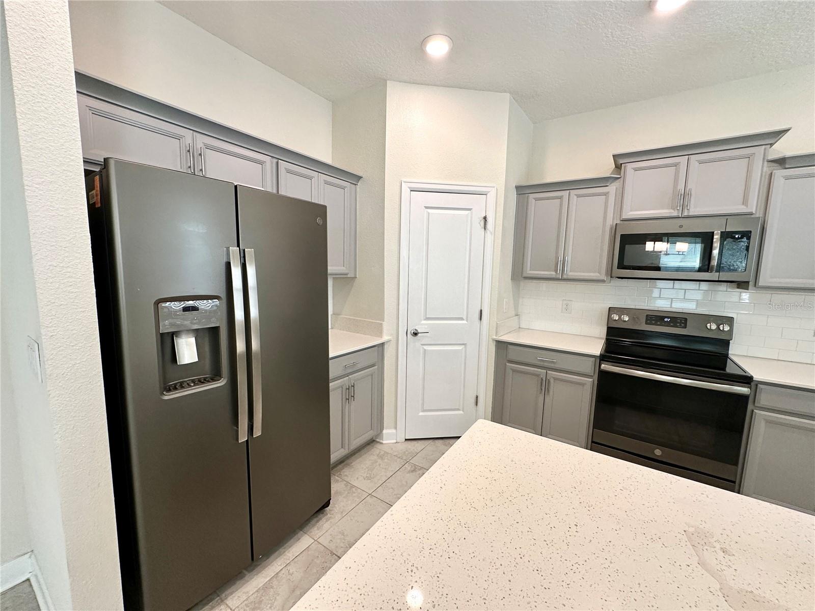 15204 Chapter Way Property Photo 11