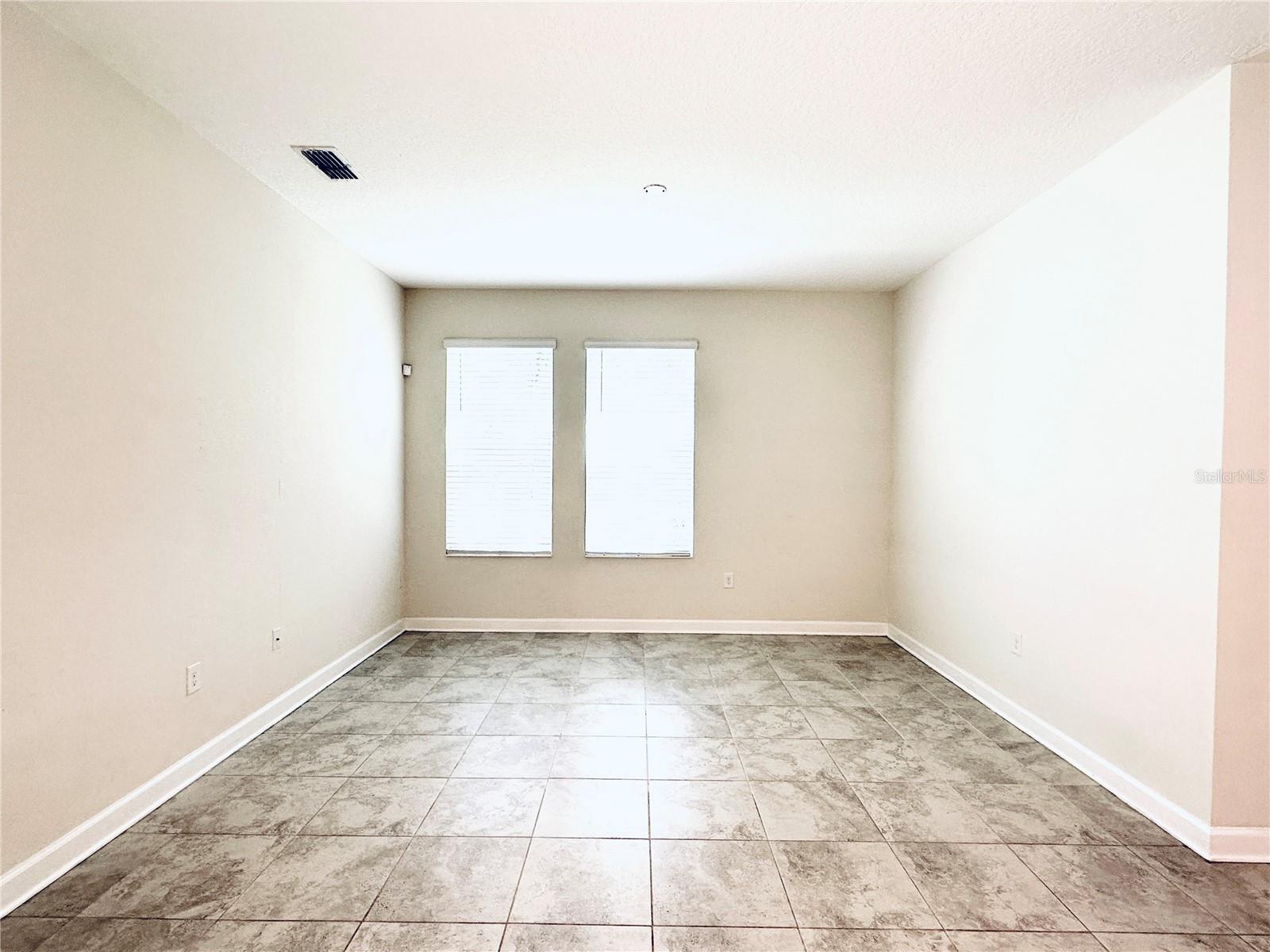 15204 Chapter Way Property Photo 13