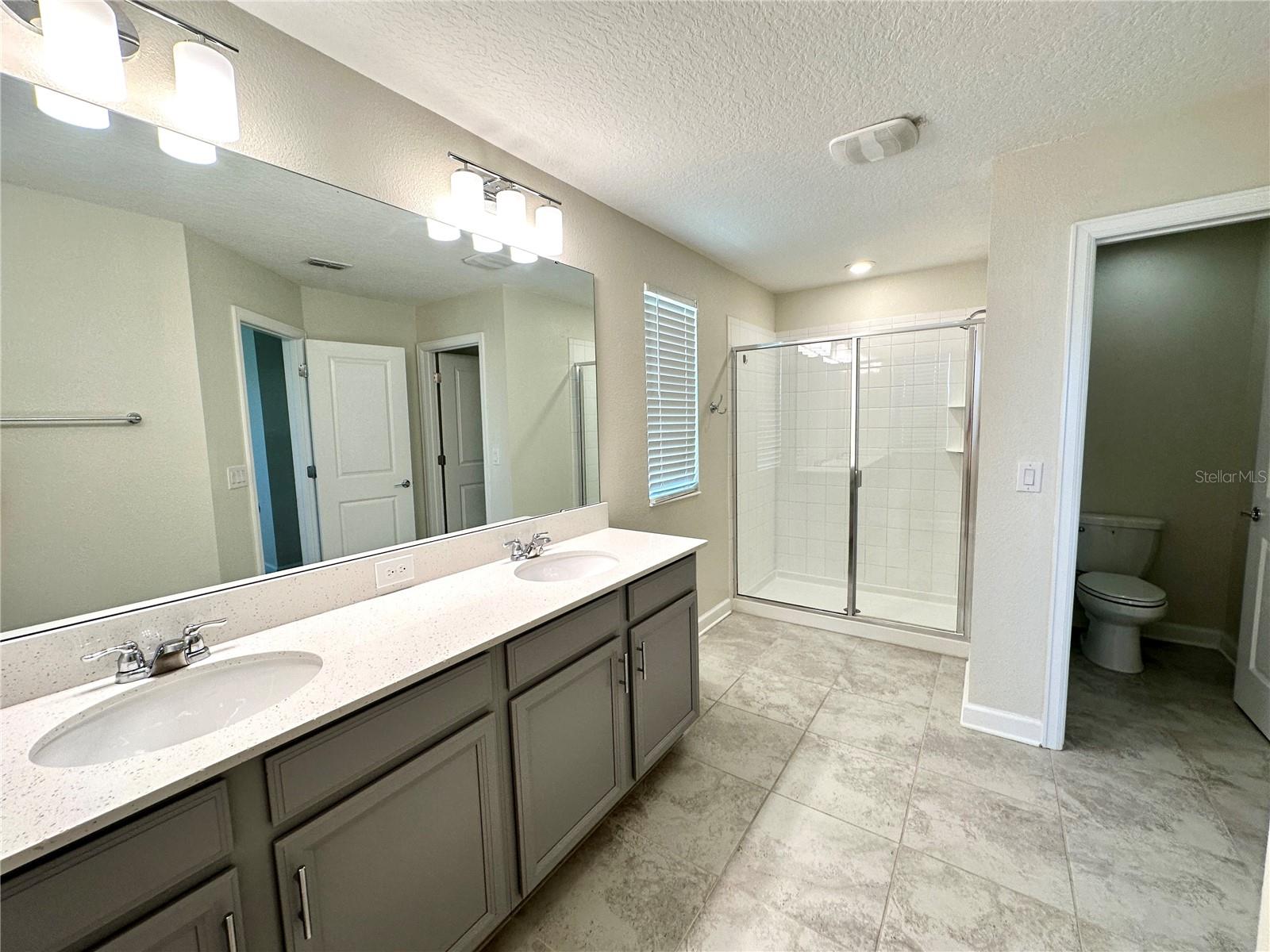 15204 Chapter Way Property Photo 18