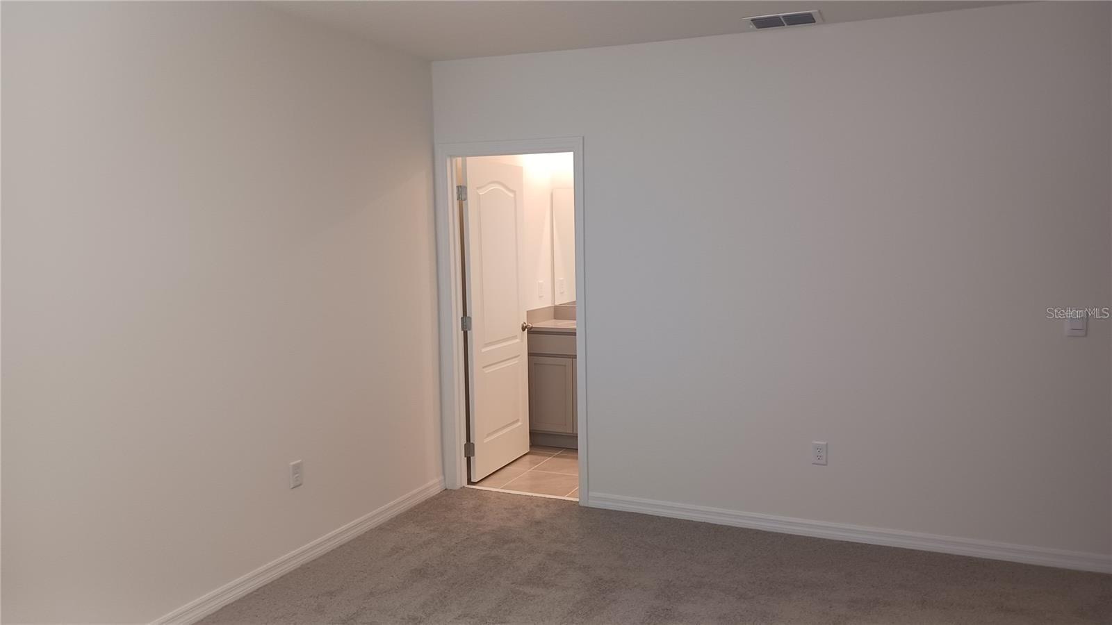 1792 Rock Elm Rd Property Photo 8