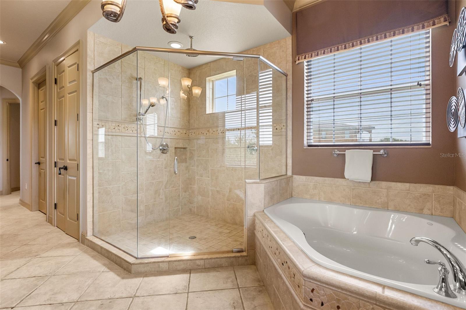 780 Golden Bear Dr Property Photo 27