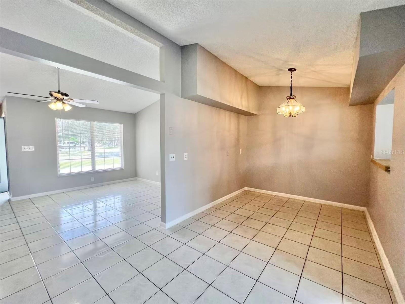 291 Lalla Ln Property Photo 9