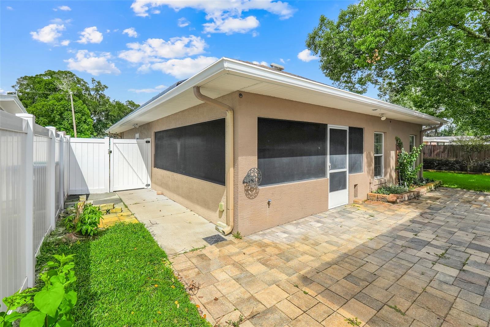 8110 Castinango Street Property Photo 27