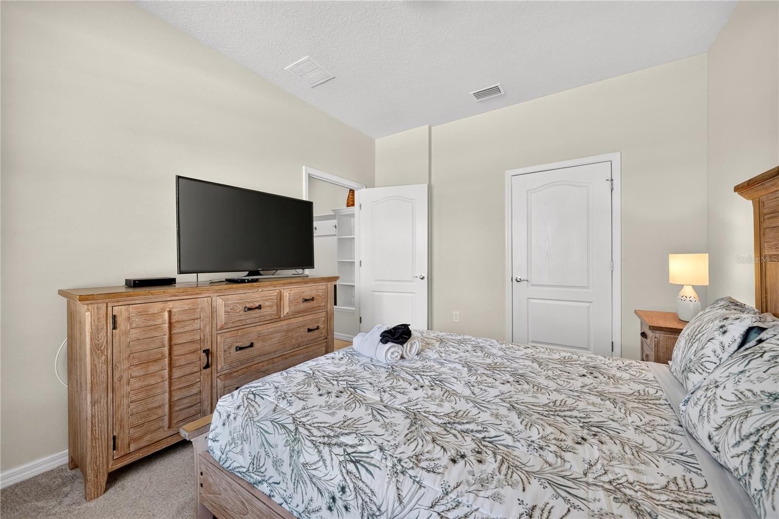 8882 Geneve Ct Property Photo 10