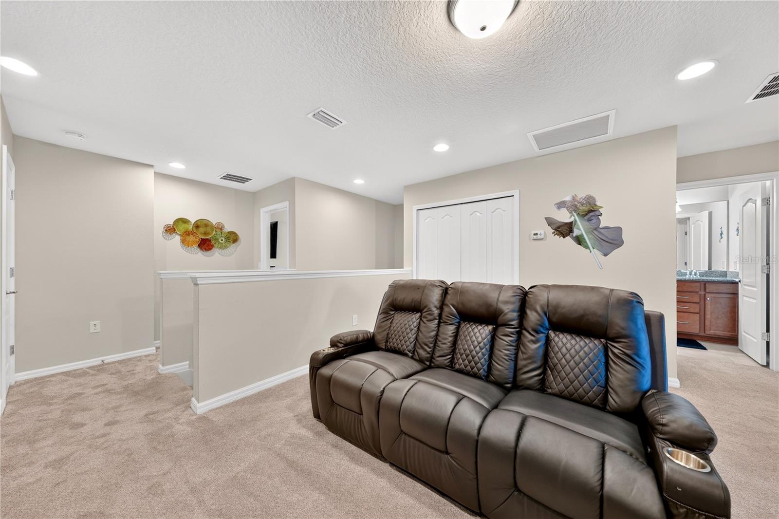 8882 Geneve Ct Property Photo 28