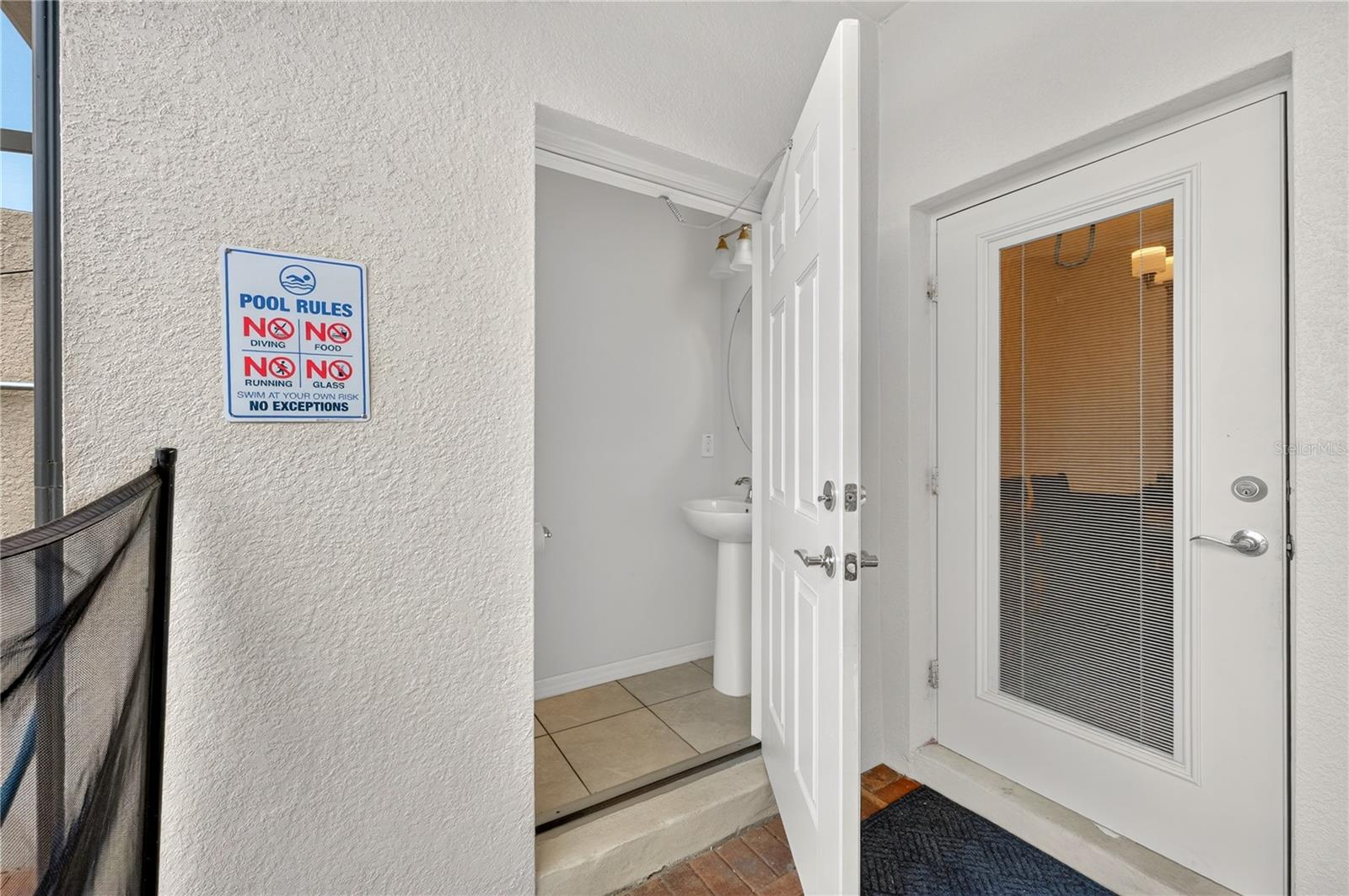 8882 Geneve Ct Property Photo 53