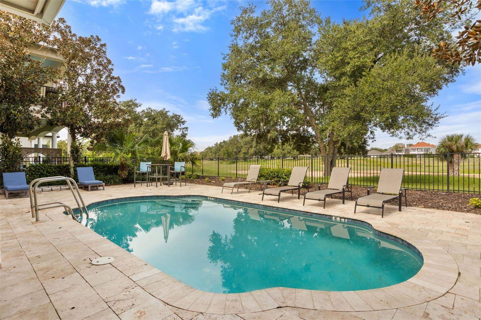 7398 Gathering Ct Property Photo 2