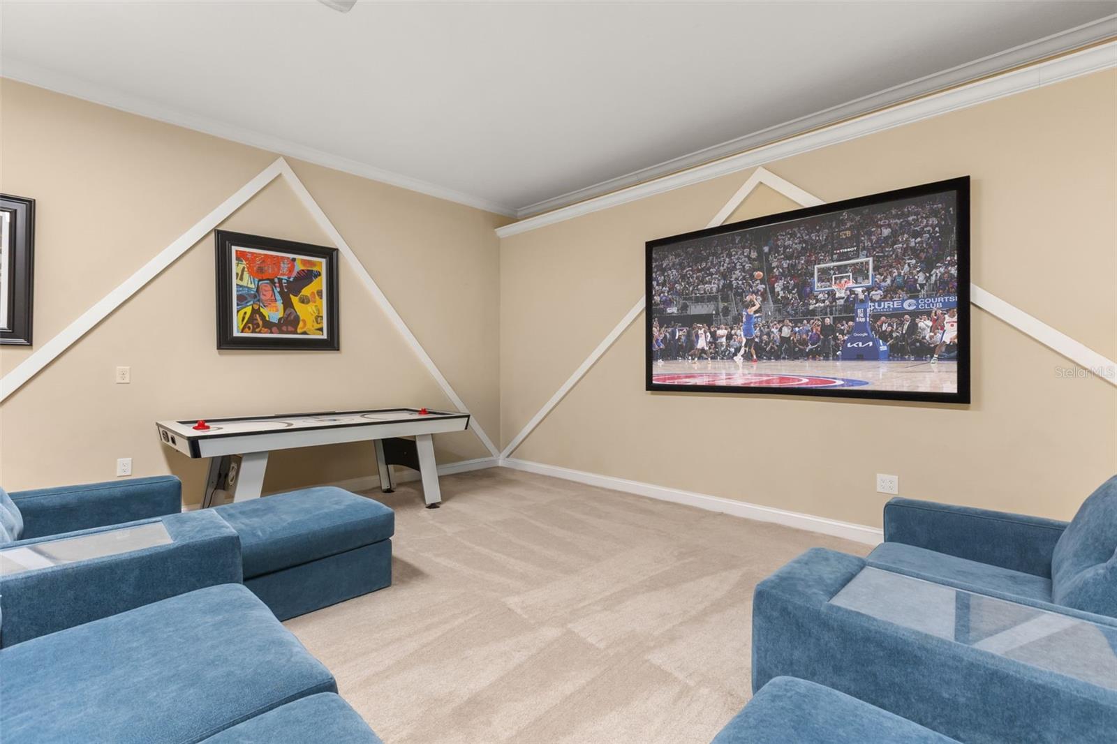 7398 Gathering Ct Property Photo 11