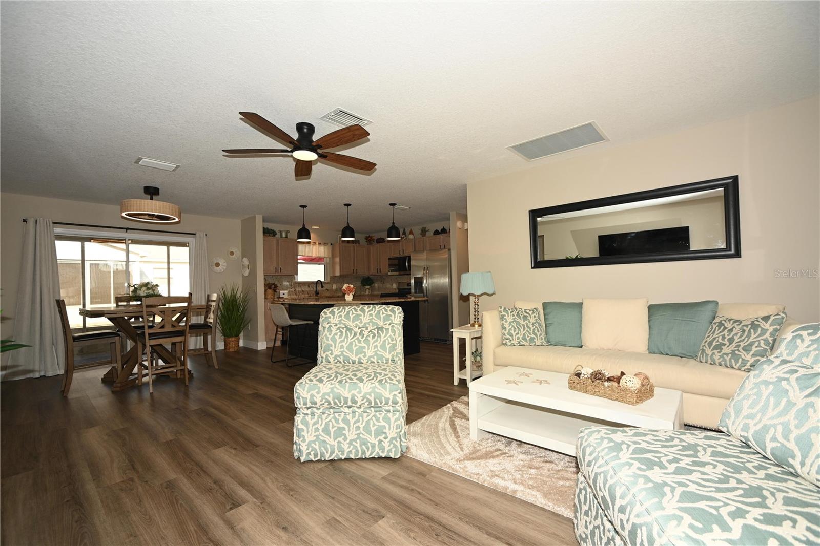 1836 Captiva Ct Property Photo 7