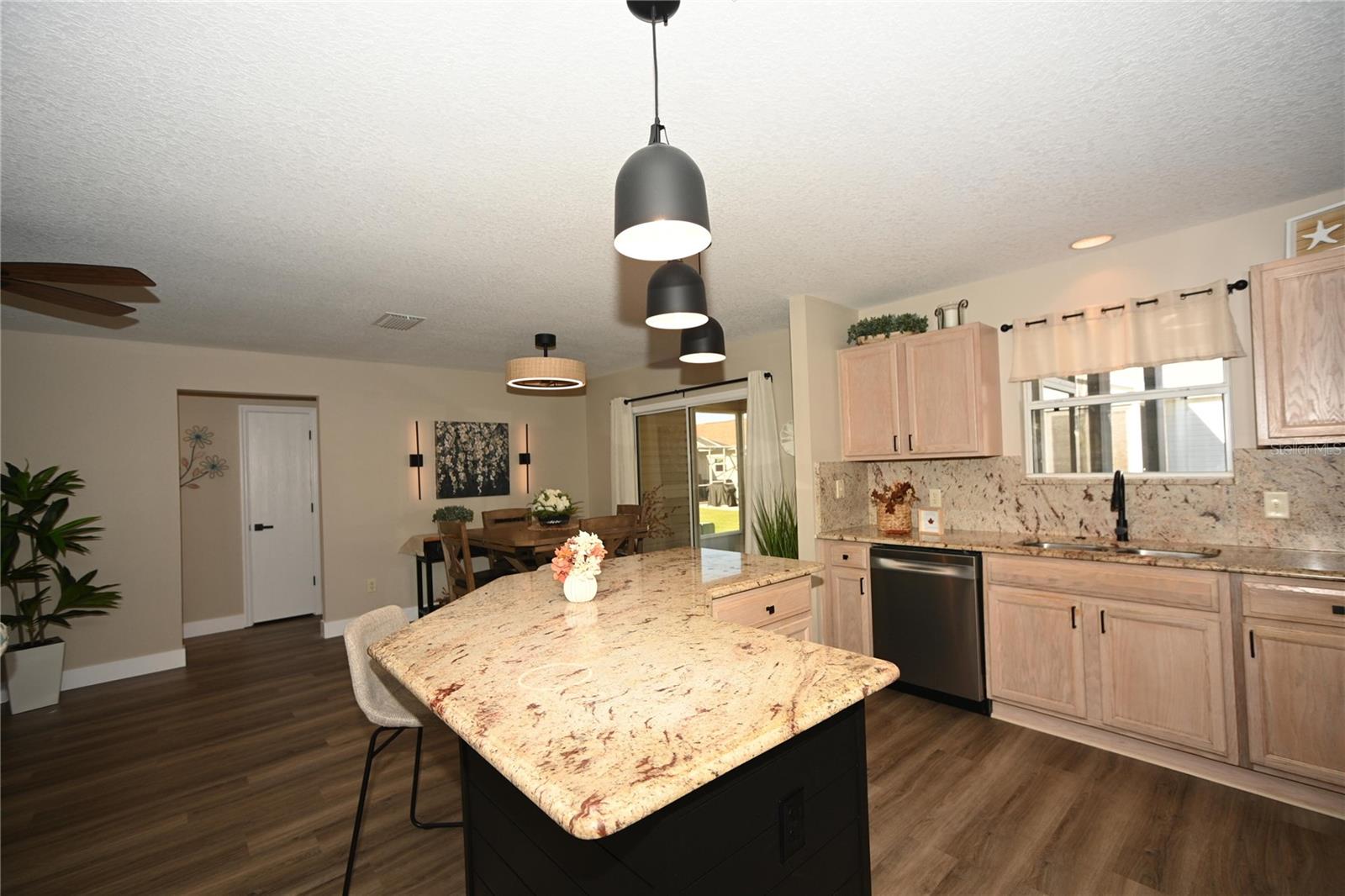 1836 Captiva Ct Property Photo 11