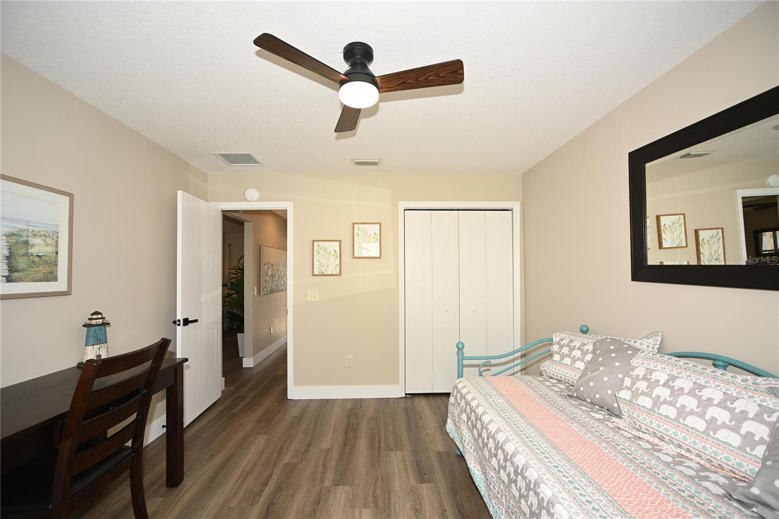 1836 Captiva Ct Property Photo 20