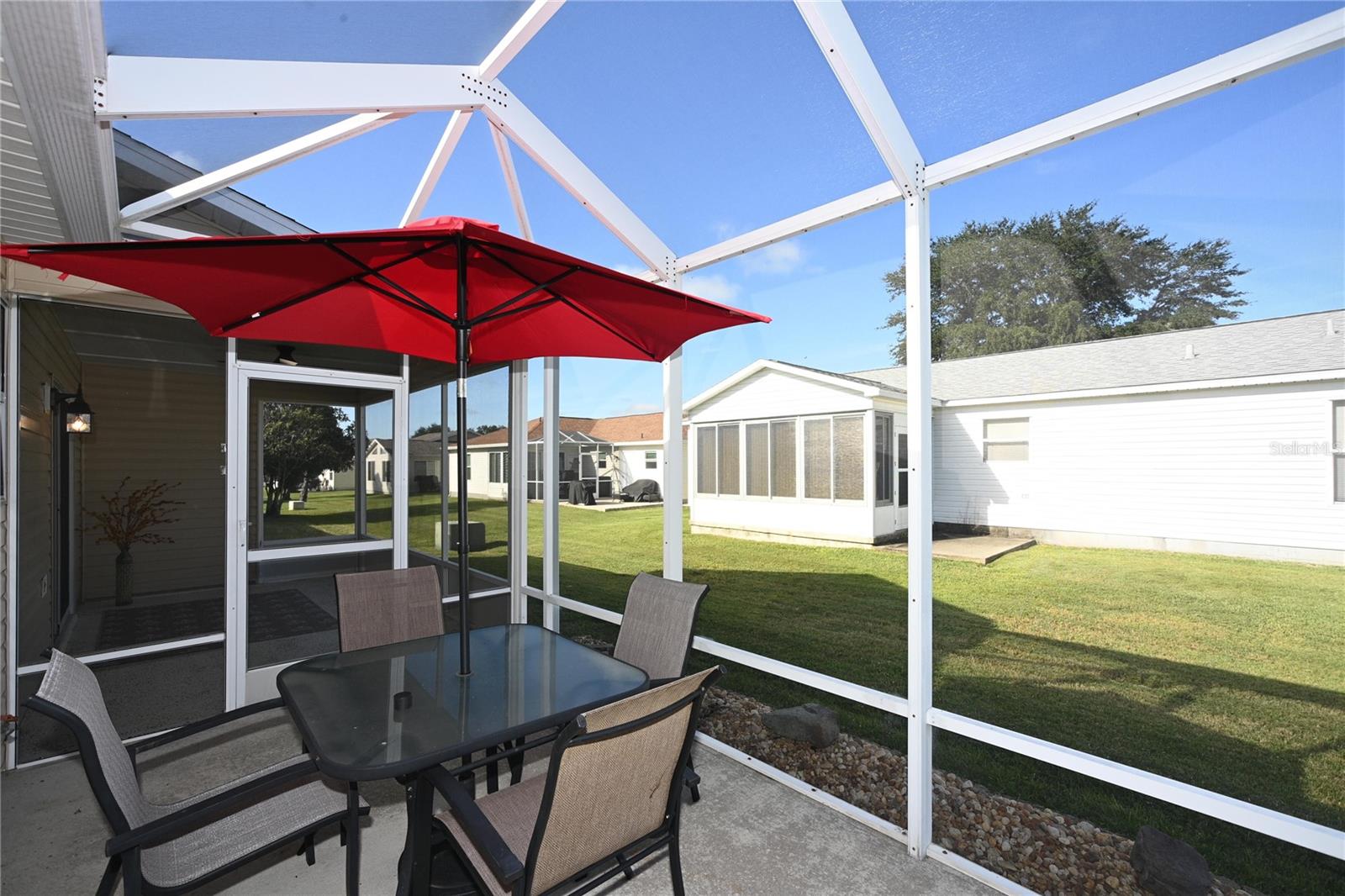 1836 Captiva Ct Property Photo 25