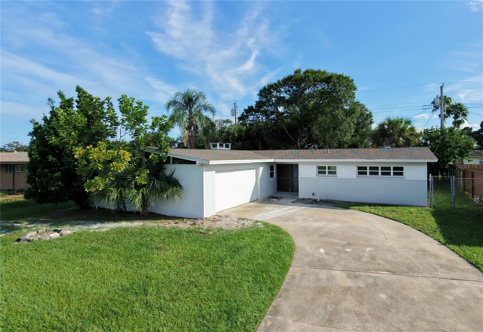 105 Carib Dr Property Photo 1