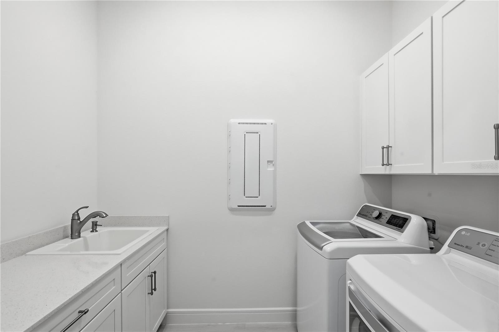 2769 Cherry Blossom Loop Property Photo 34