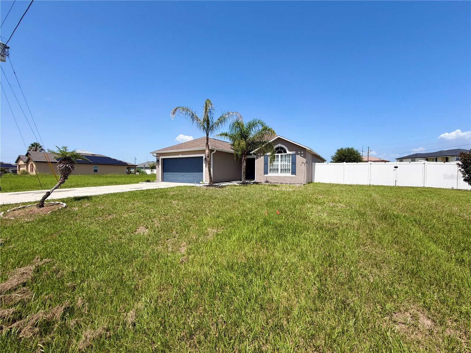 100 Cimarron Ln Property Photo 3
