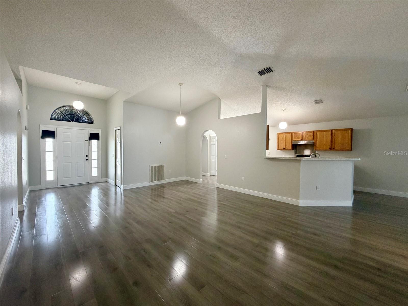 100 Cimarron Ln Property Photo 10